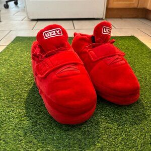 Uzzy Red Plush Slippers L